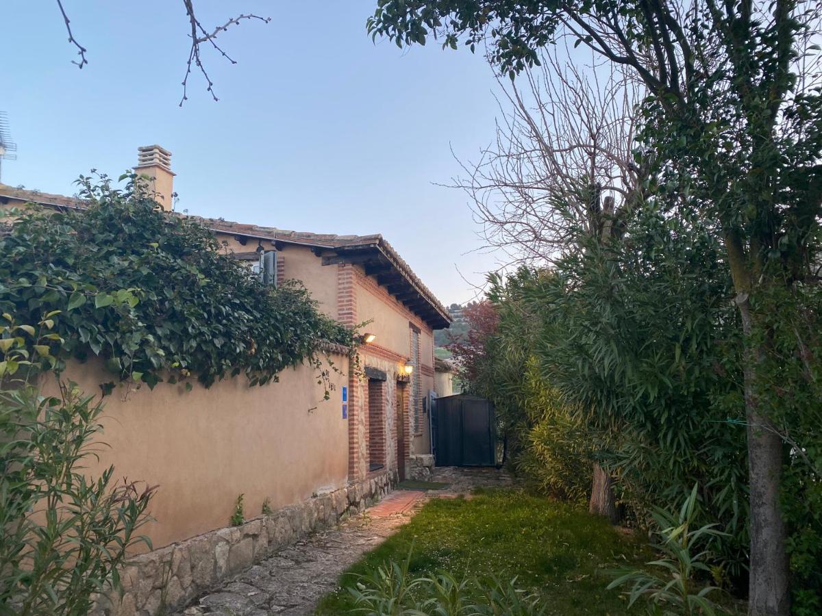 Casa Rural De Anil - Jardin Privado, Wifi, Netflix Y Aire Acondicionado Vendégház Velliza Kültér fotó